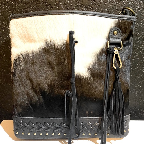 Genuine Leather Black&White Cowhide shoulder Bag - Picture 5 of 14